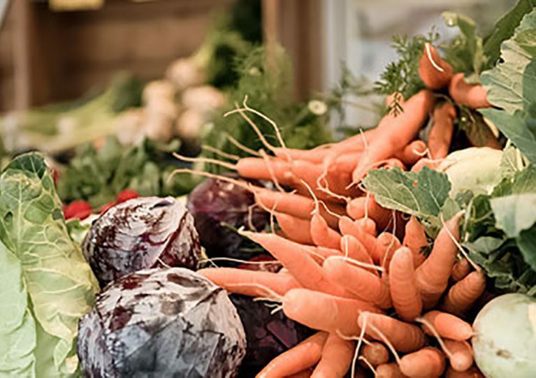 Frisches Obst und Gemüse vom Biobauernhof Hintermann für Ihre Spezialitäten im Restaurant unGXUND in Bad Hofgastein